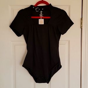 Choker Onesie